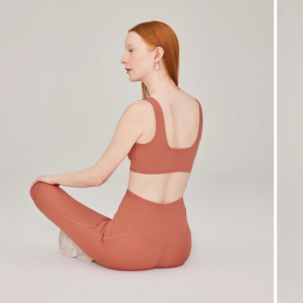 GirlfriendCollective Compressive High Rise Legging - Picture 4 of 11